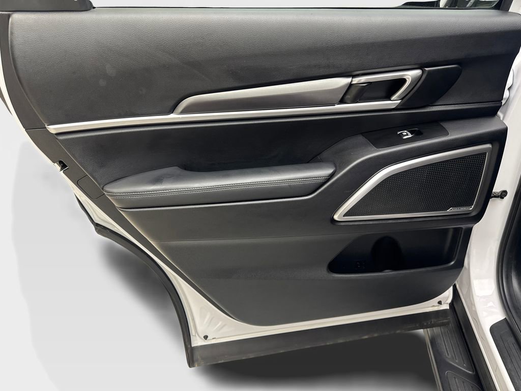 Used 2024 Kia Telluride S w/ S Sunroof Package FWD image 35