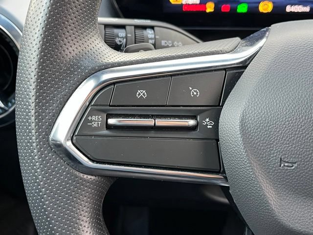 Used 2025 Chevrolet Equinox EV LT FWD image 19