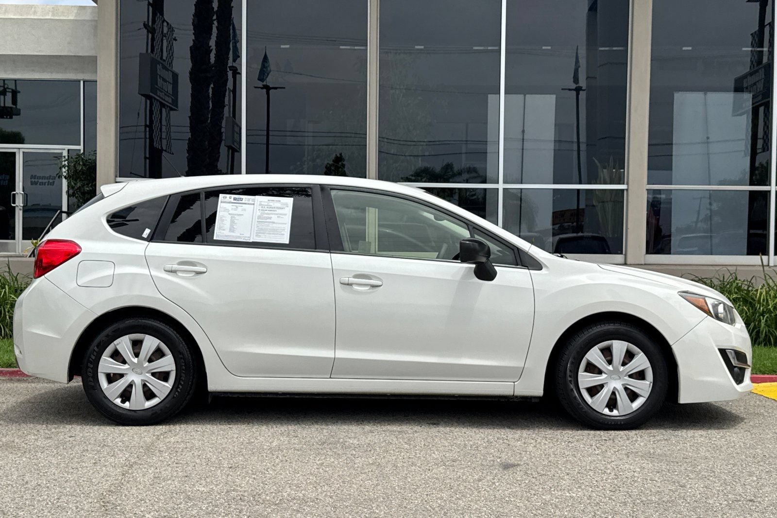 Used 2016 Subaru Impreza 2.0i AWD/4WD image 3