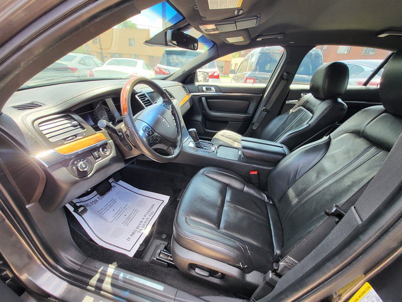 Used 2016 Lincoln MKS AWD image 8