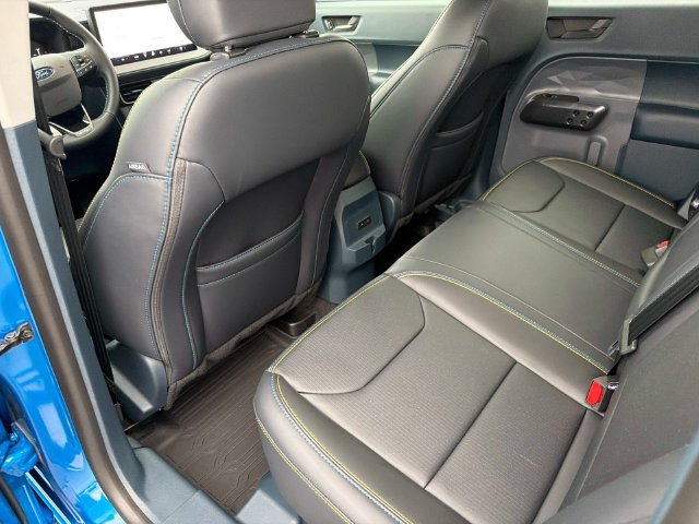 Used 2026 Ford Maverick Lobo AWD/4WD image 15
