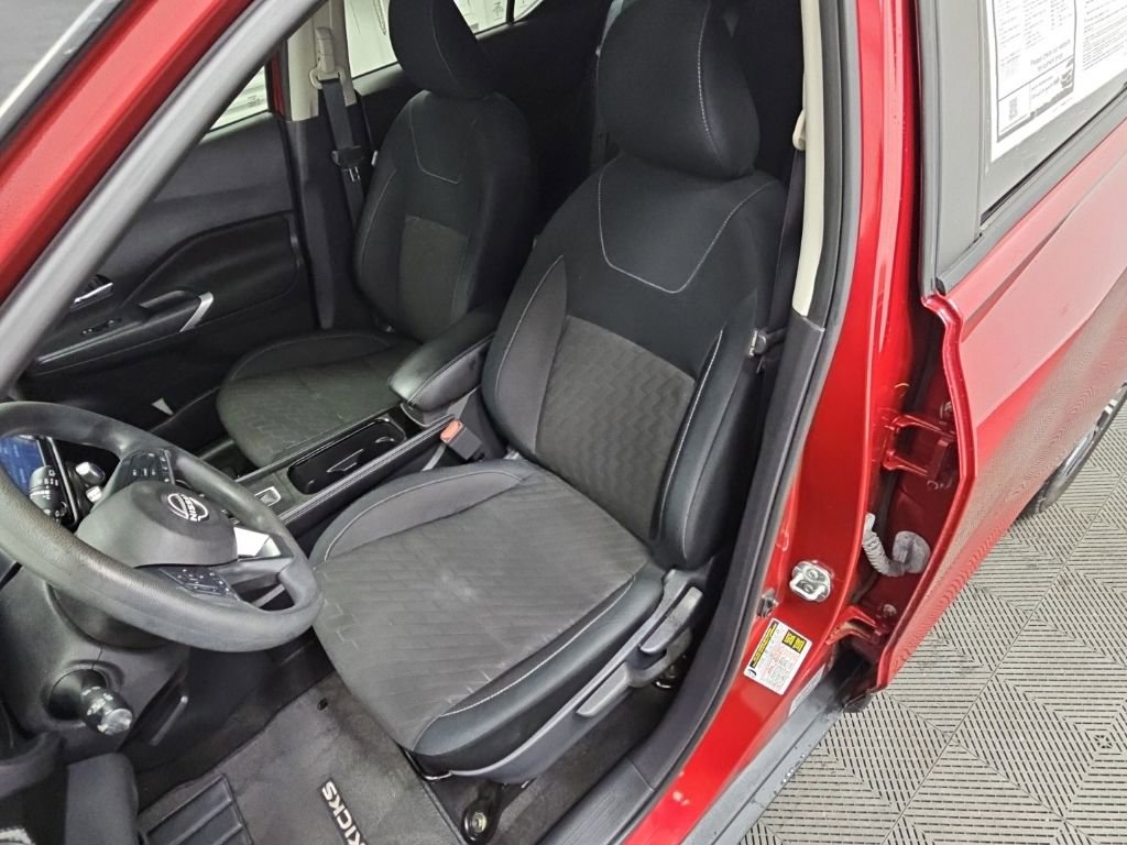 Used 2023 Nissan Kicks SV FWD image 23