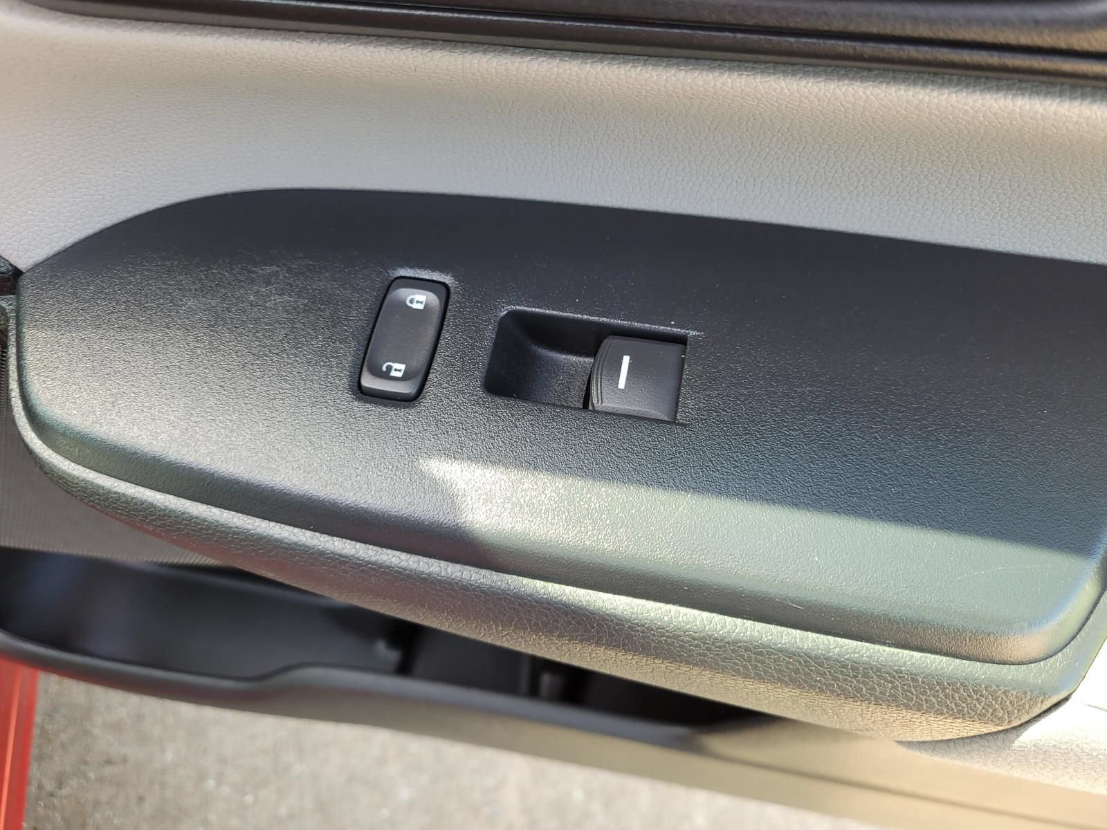 Used 2020 Honda CR-V LX image 8