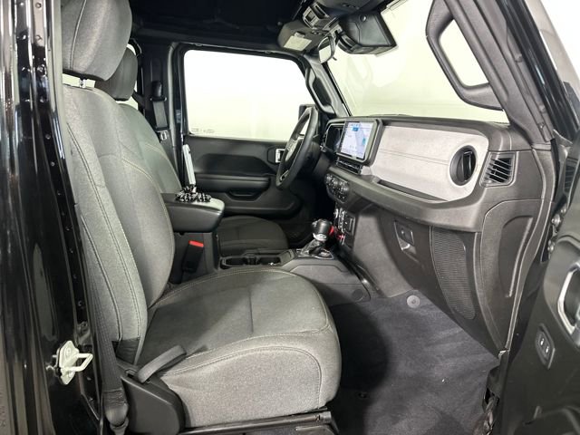 Used 2024 Jeep Wrangler Unlimited image 27