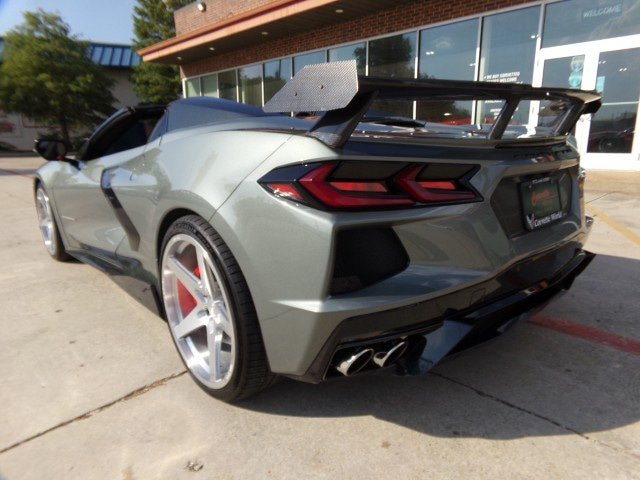 Used 2022 Chevrolet Corvette Stingray Premium Conv w/ Z51 Performance Package RWD image 8