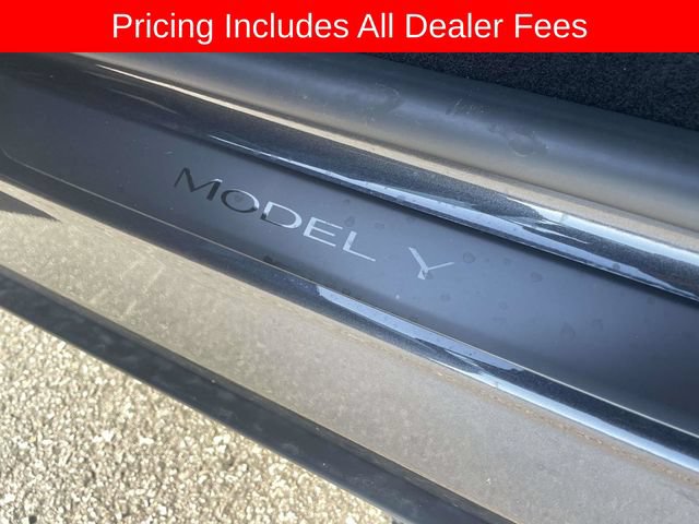 Used 2026 Tesla Model Y Long Range AWD/4WD image 19