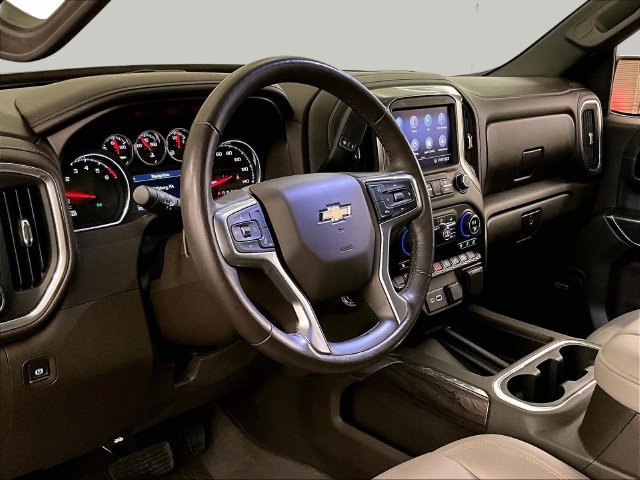 Used 2020 Chevrolet Silverado 1500 LTZ AWD/4WD image 12