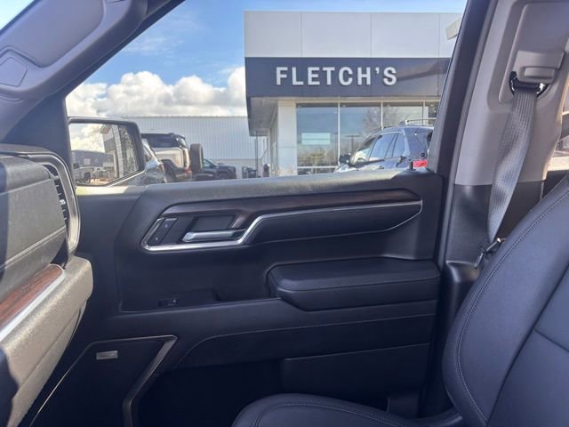 Used 2024 GMC Sierra 1500 SLT w/ SLT Premium Plus Package AWD/4WD image 13