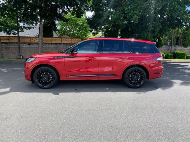 New 2026 Lincoln Aviator Reserve AWD/4WD image 2