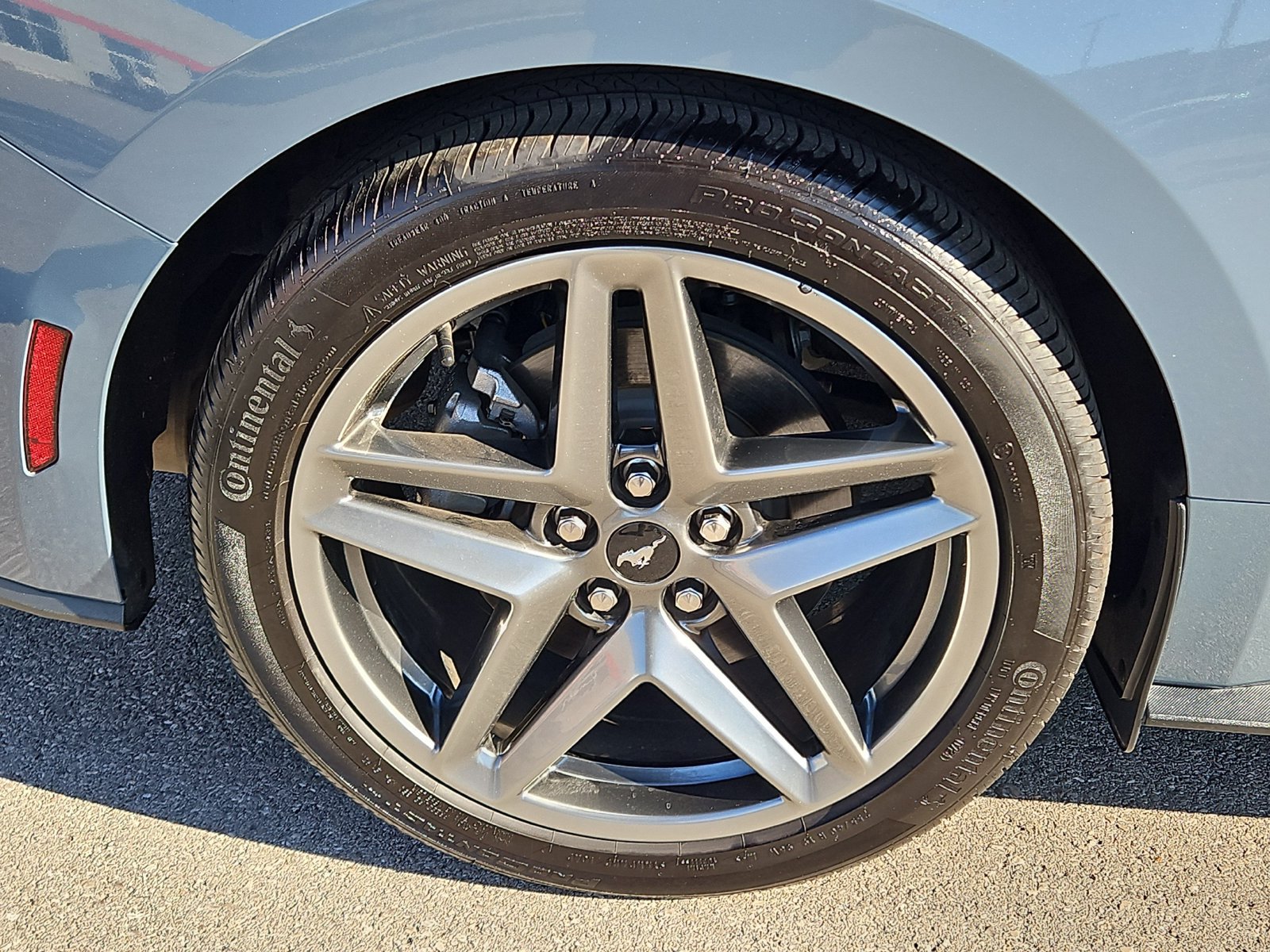 Used 2024 Ford Mustang Premium RWD image 5