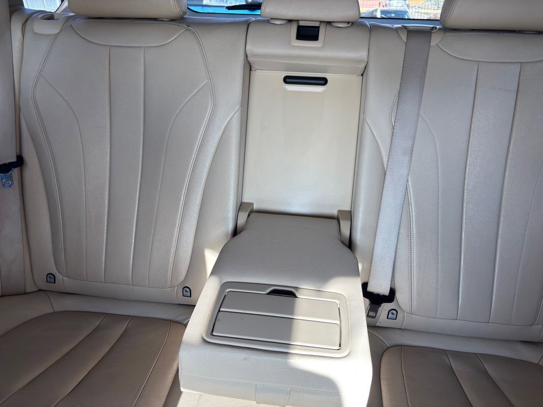 Used 2015 BMW X5 xDrive35d image 30