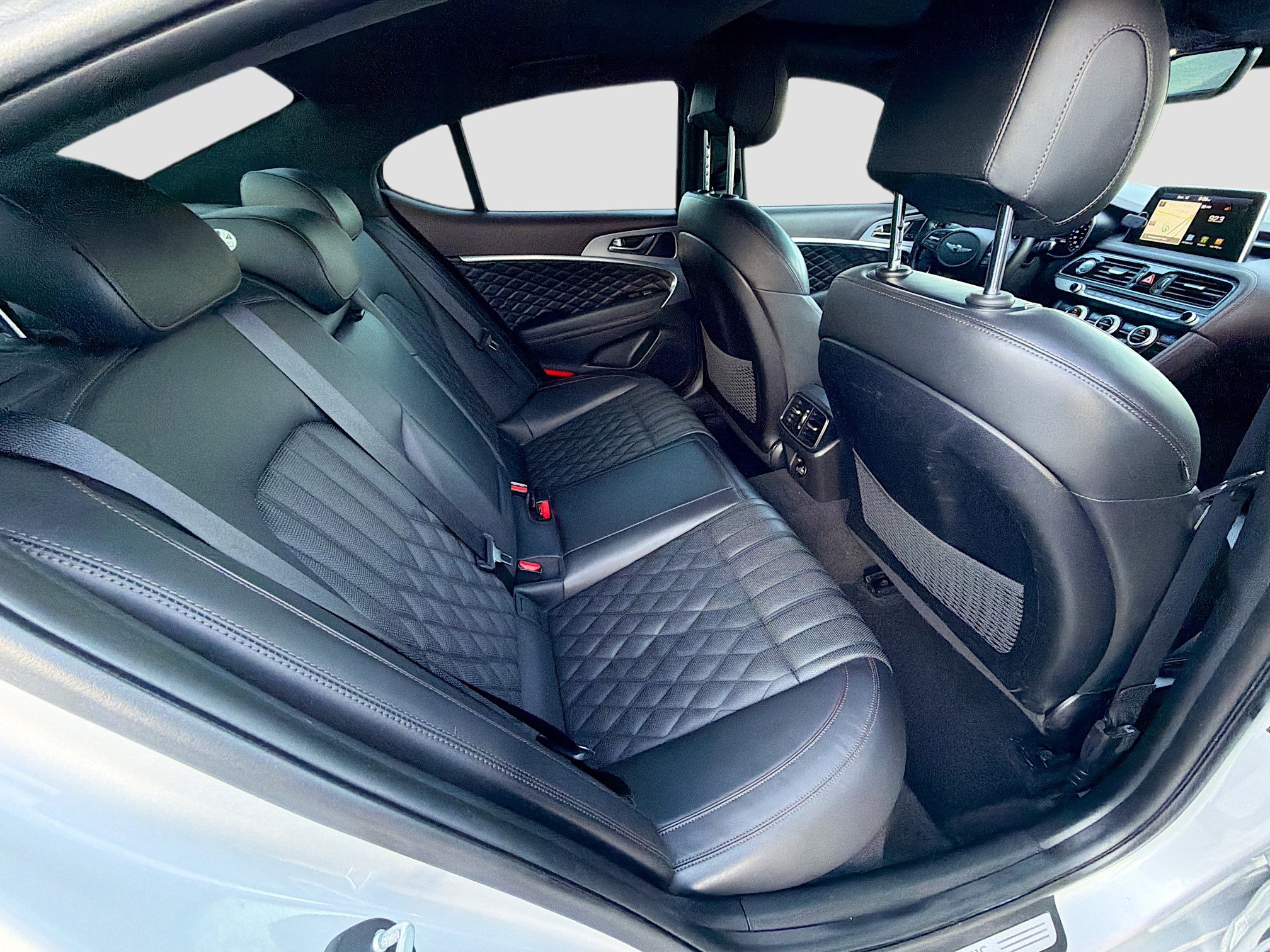 Used 2019 Genesis G70 2.0T Advanced w/ Dynamic Package image 28