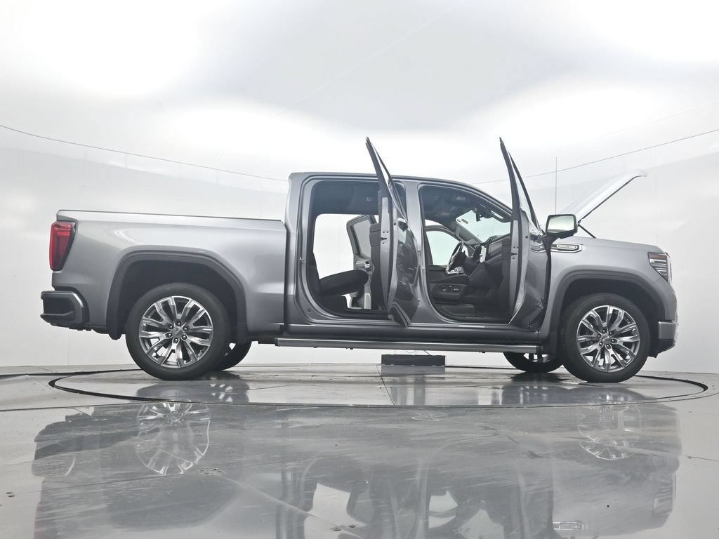 Used 2024 GMC Sierra 1500 Denali w/ Denali Reserve Package AWD/4WD image 41