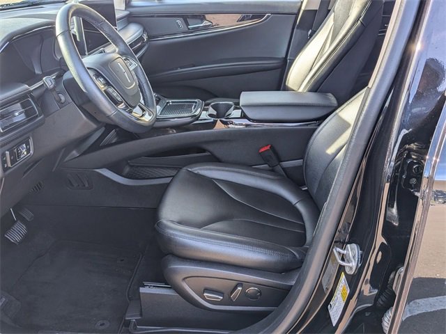 Certified 2023 Lincoln Nautilus AWD image 12