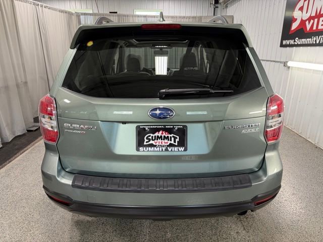 Used 2016 Subaru Forester 2.5i Limited AWD/4WD image 5