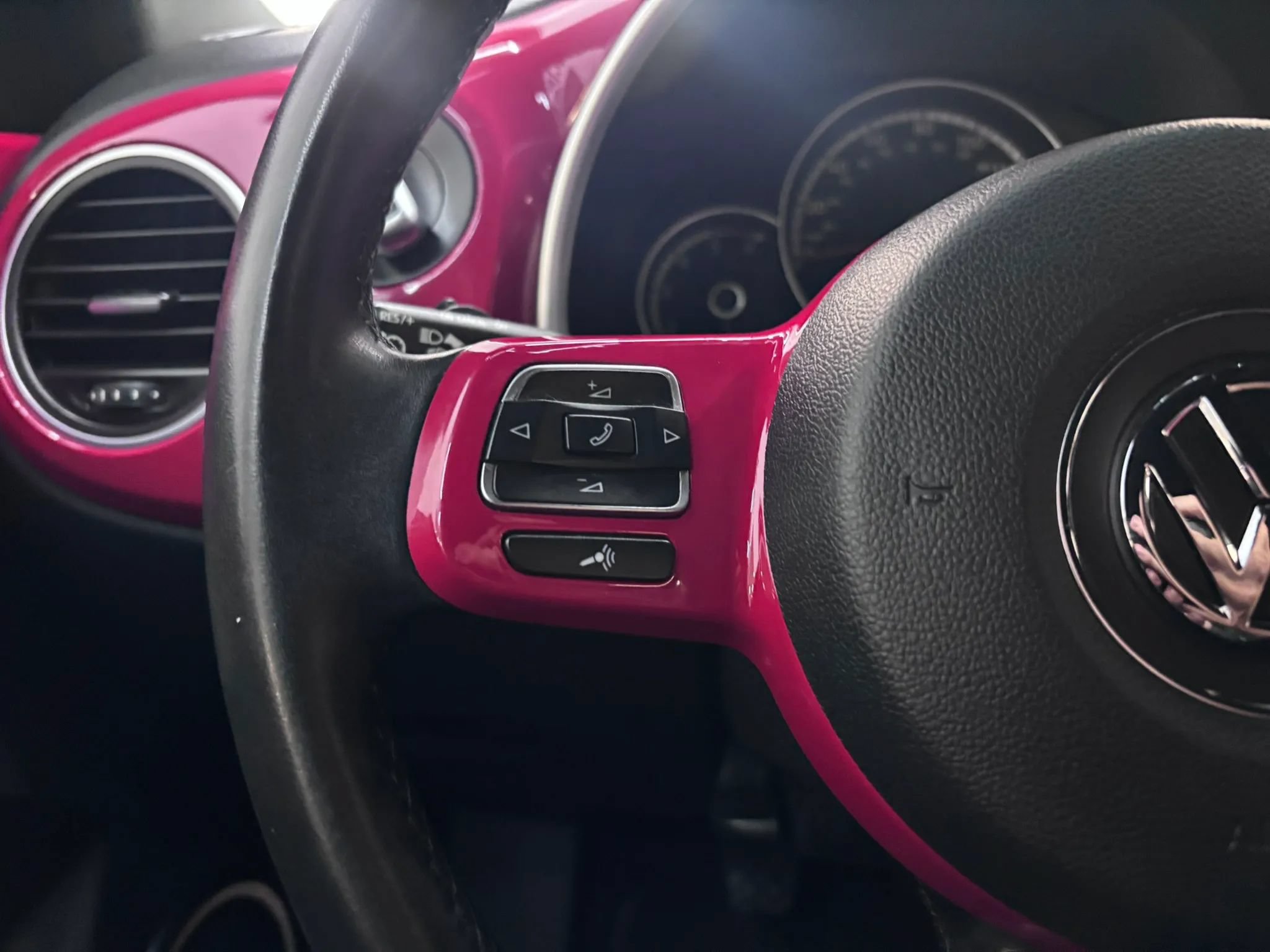 Used 2013 Volkswagen Beetle TDI FWD image 13
