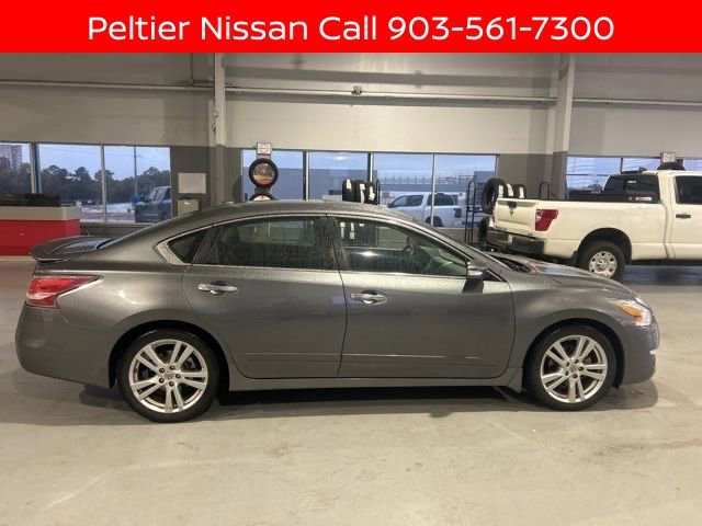 Used 2015 Nissan Altima 3.5 SL FWD image 2