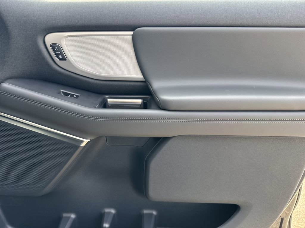 New 2026 Ford Expedition Max Active RWD image 14