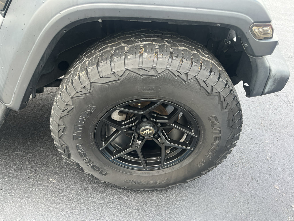 Used 2020 Jeep Wrangler Unlimited Sport S AWD/4WD image 38