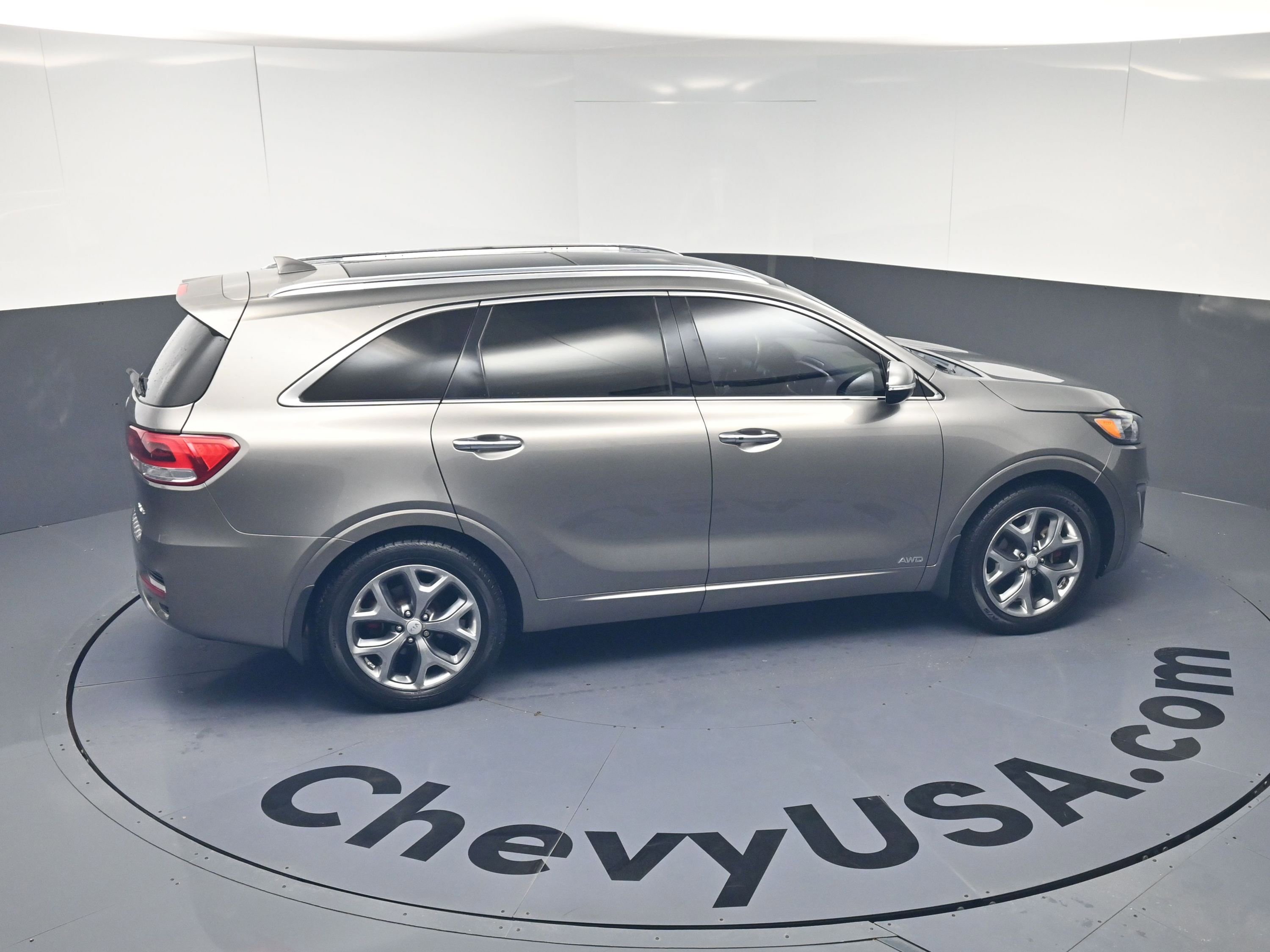 Used 2016 Kia Sorento SX image 23