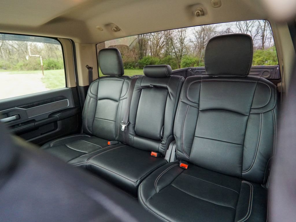 Used 2019 RAM 3500 Big Horn image 32