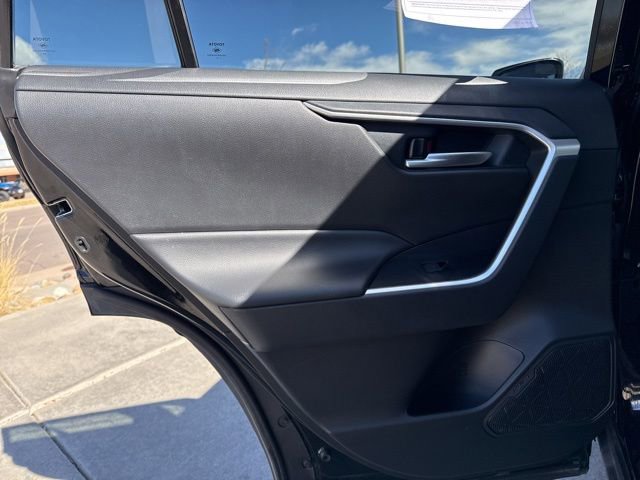 Used 2025 Toyota RAV4 XLE image 20