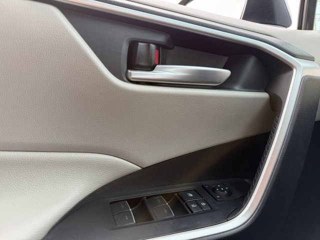 Used 2024 Toyota RAV4 XLE image 20