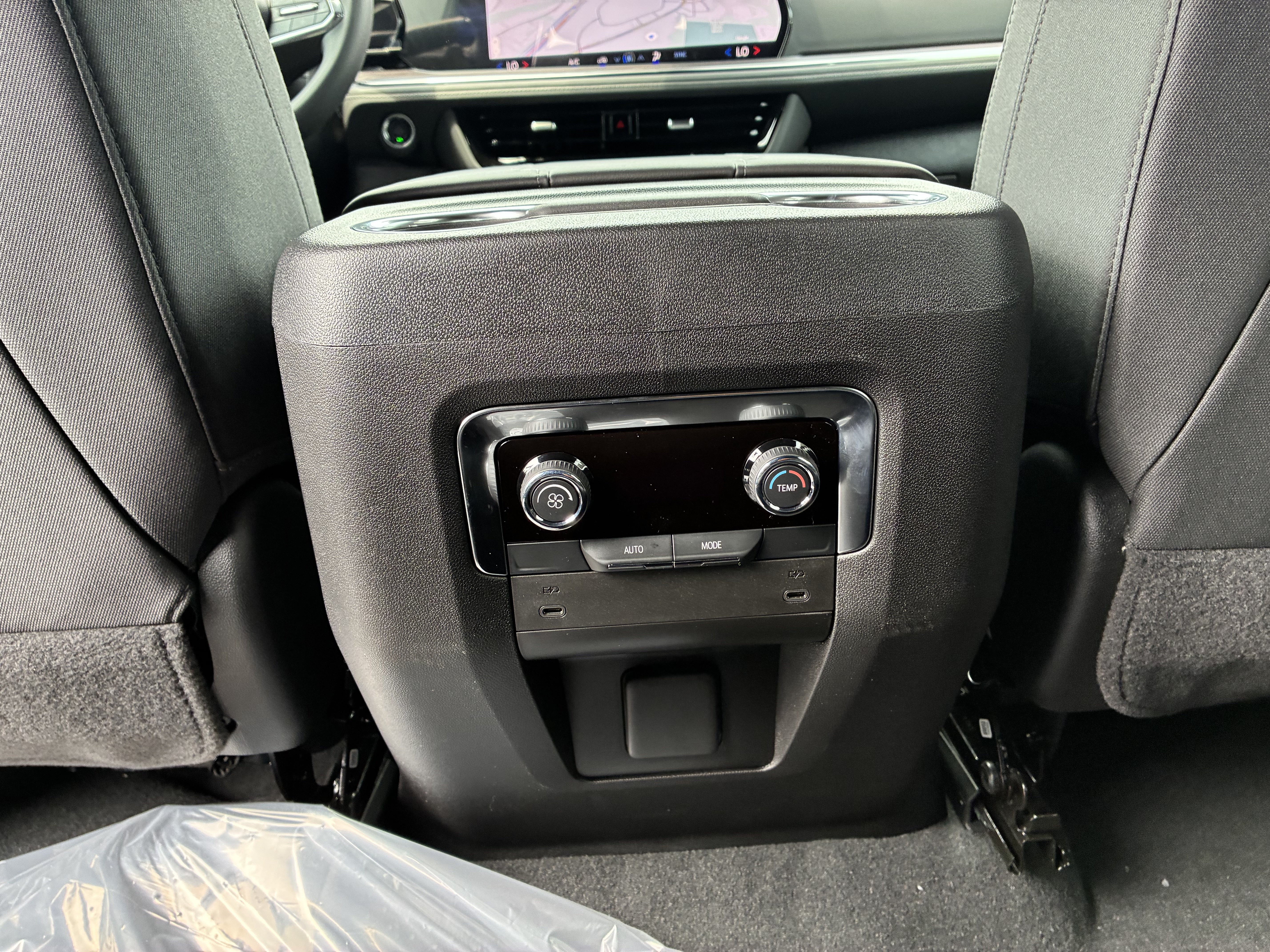 New 2026 Chevrolet Suburban LS w/ Max Trailering Package RWD image 16
