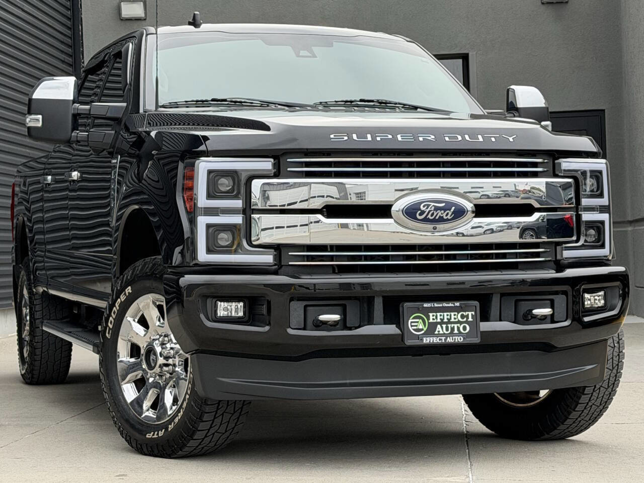 Used 2019 Ford F250 Lariat w/ Lariat Ultimate Package AWD/4WD image 5