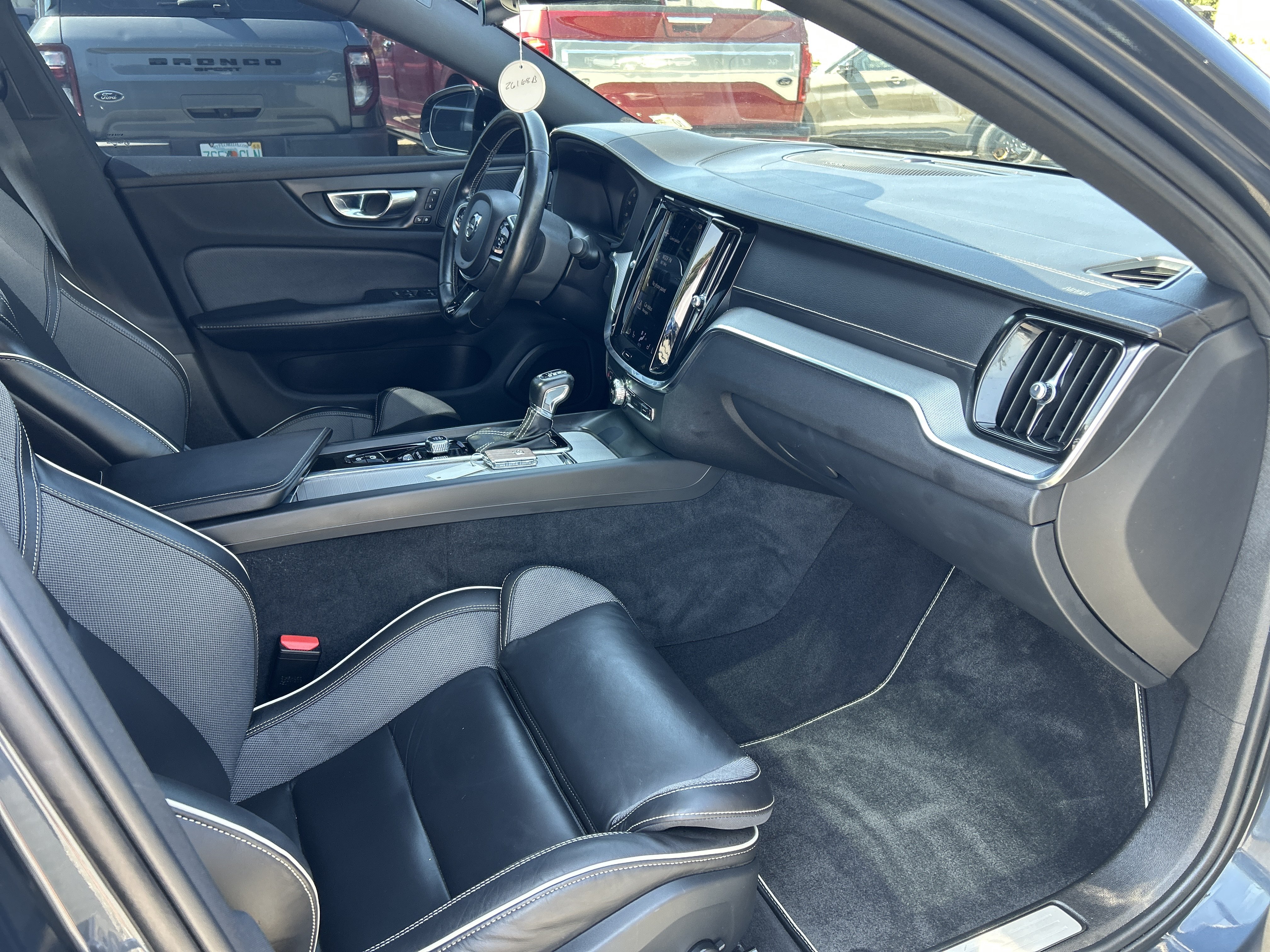 Used 2021 Volvo S60 T5 R-Design AWD/4WD image 22