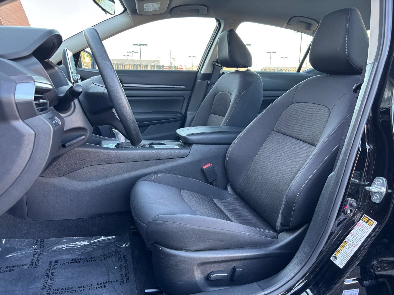 Used 2025 Nissan Altima 2.5 SV FWD image 27