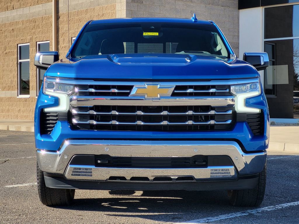 Used 2022 Chevrolet Silverado 1500 LTZ w/ LTZ Premium Package image 3