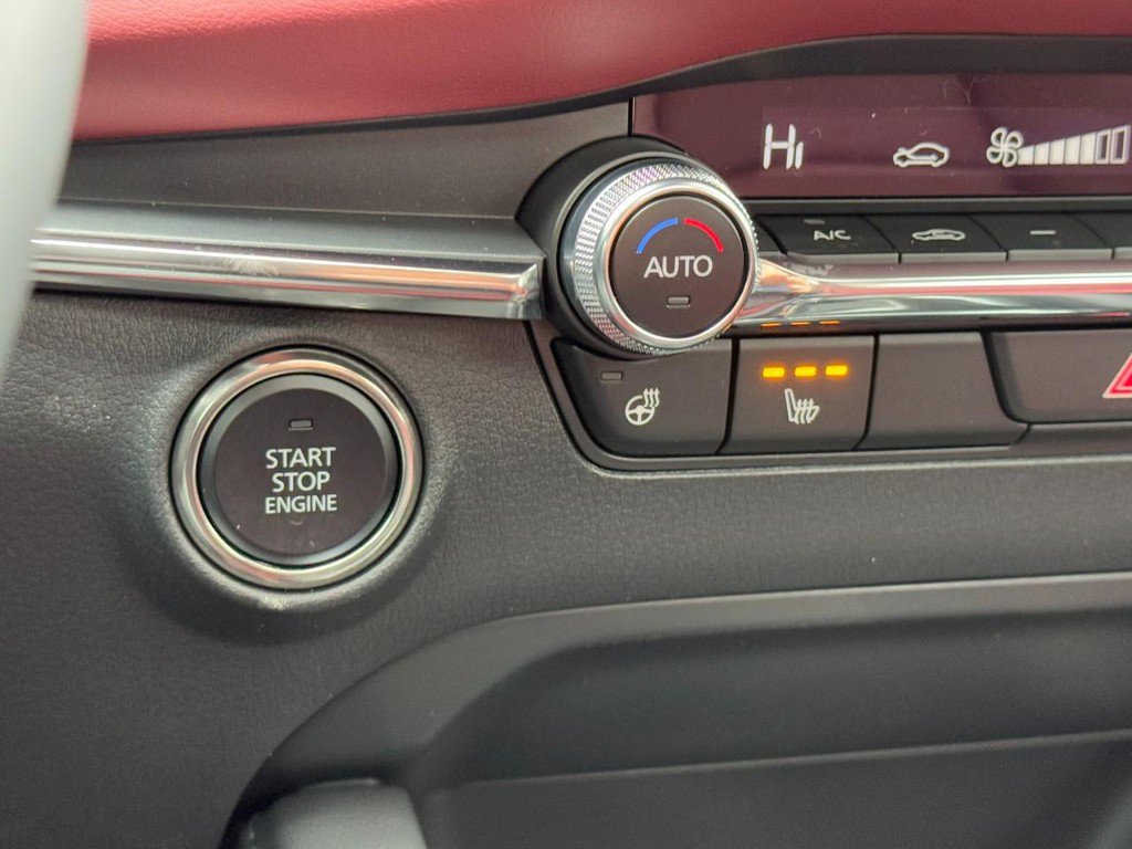 New 2026 MAZDA MAZDA3 Hatchback w/Premium Plus Pkg image 13
