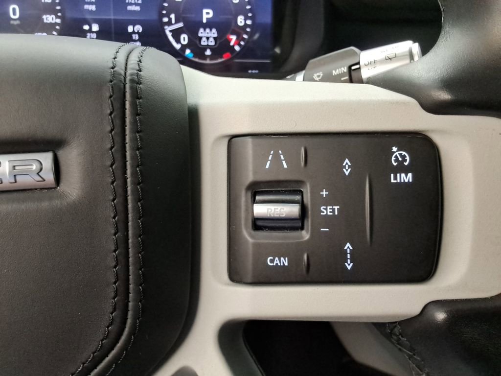 Used 2020 Land Rover Defender 110 HSE image 25