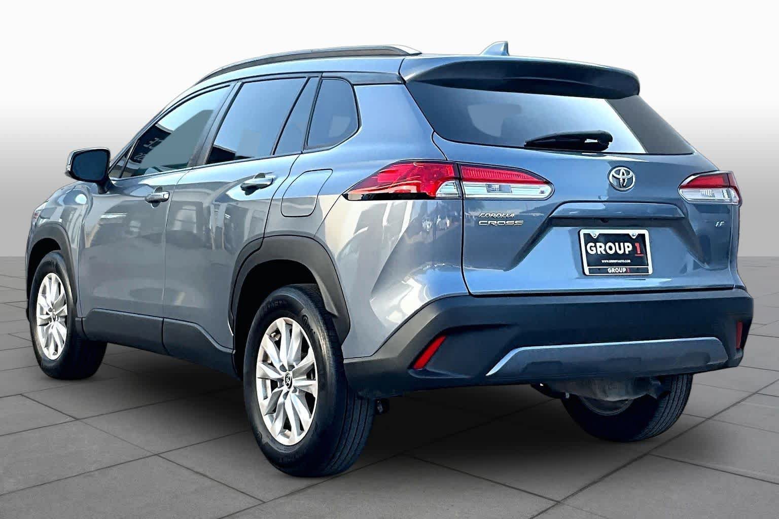 Used 2022 Toyota Corolla Cross LE FWD image 12