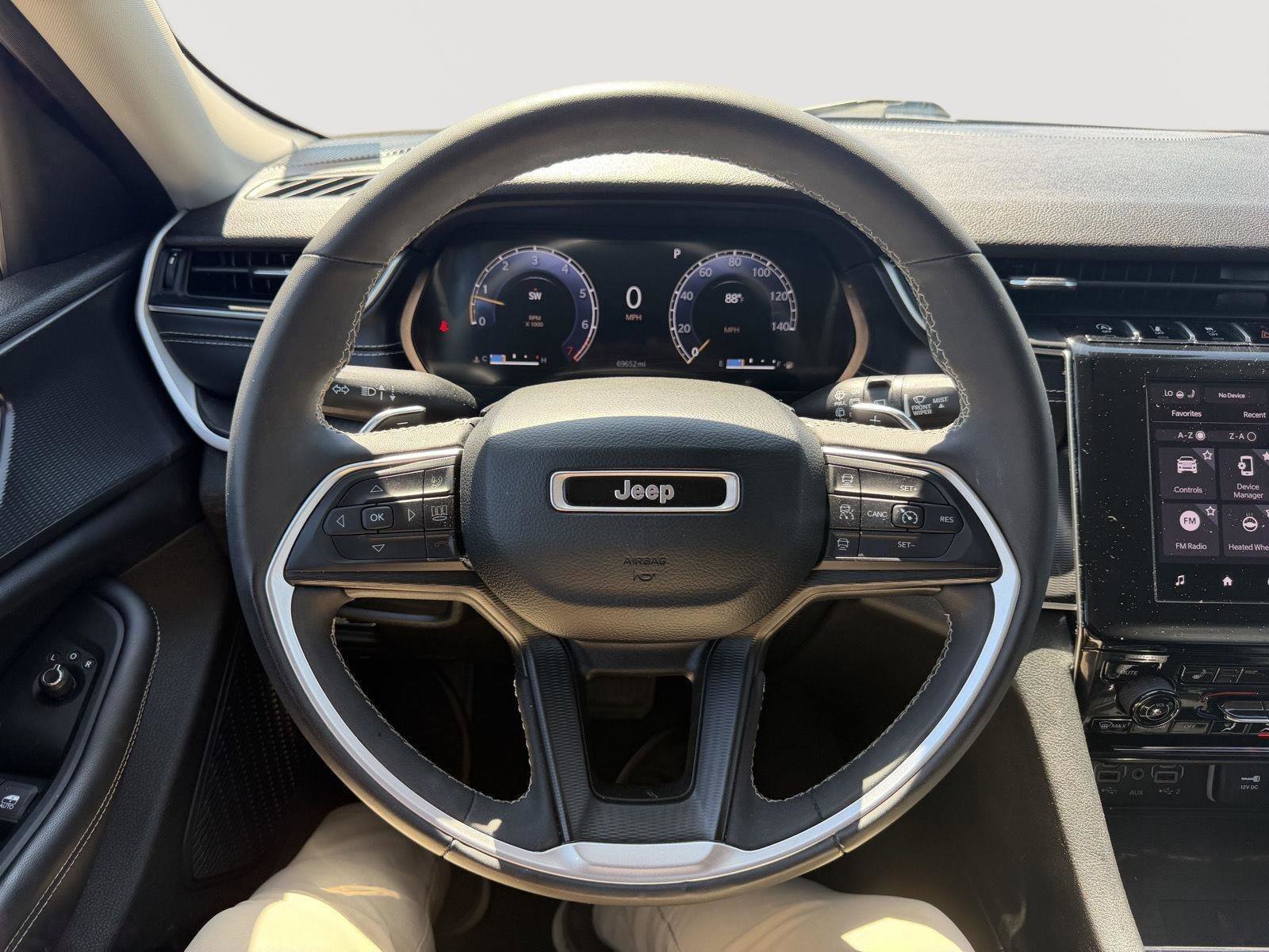 Used 2023 Jeep Grand Cherokee L Laredo w/ Luxury Tech Group I image 13