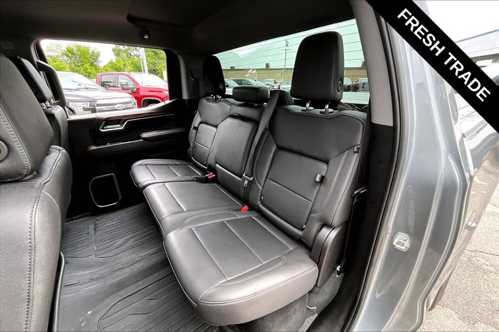 Used 2023 GMC Sierra 1500 SLT AWD/4WD image 7