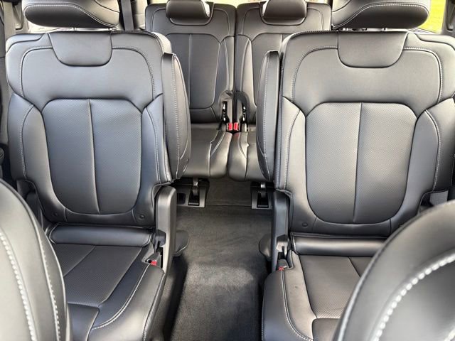 New 2025 Jeep Grand Cherokee L Limited image 24