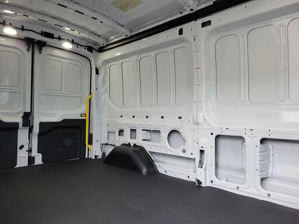New 2026 Ford Transit 250 148 Medium Roof image 13