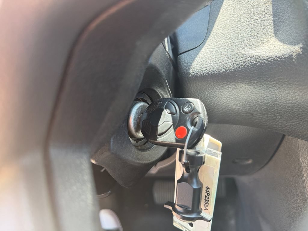 Used 2014 Ford Focus SE FWD image 30
