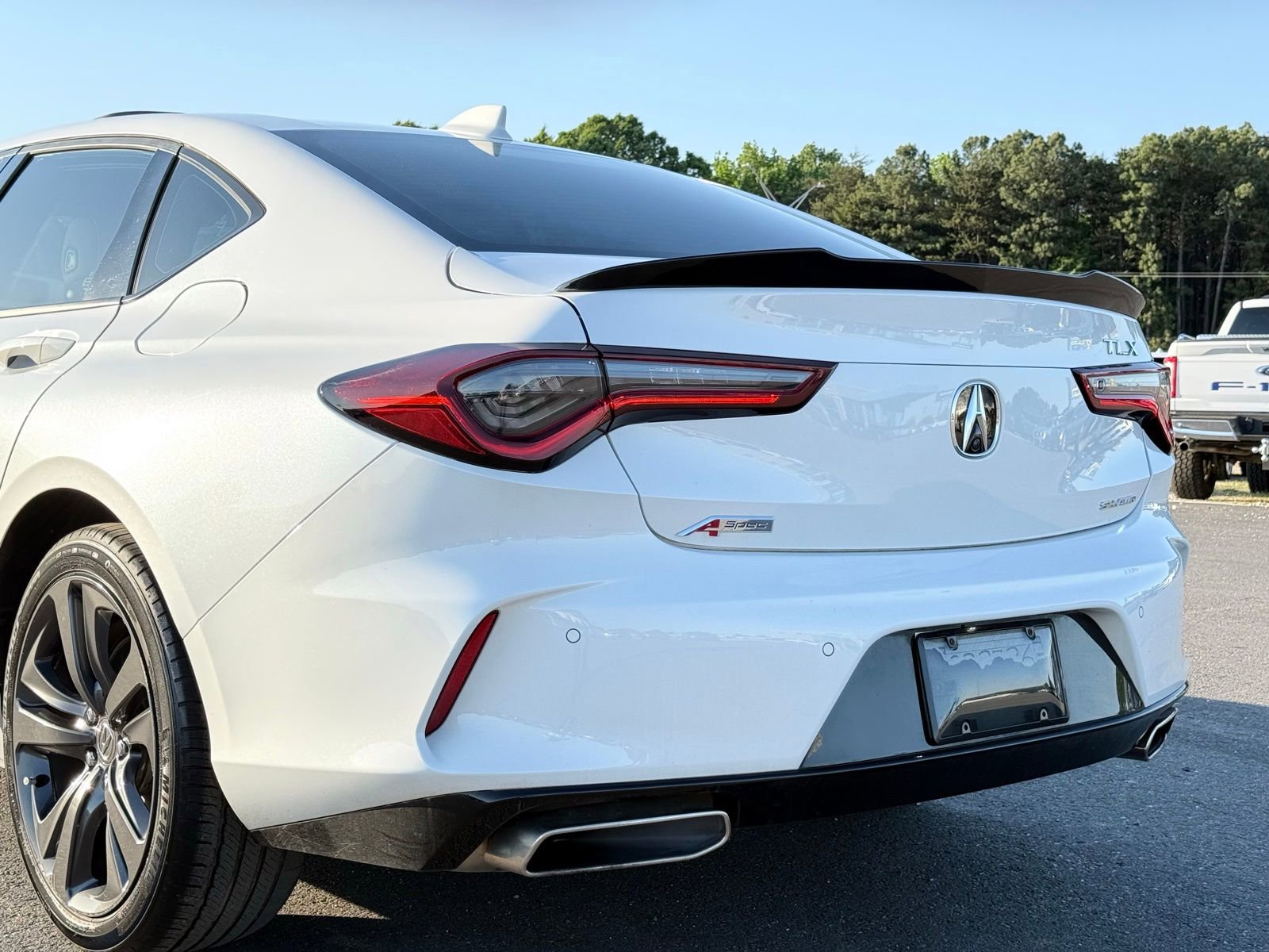 Used 2022 Acura TLX SH-AWD w/ A-SPEC Pkg image 4