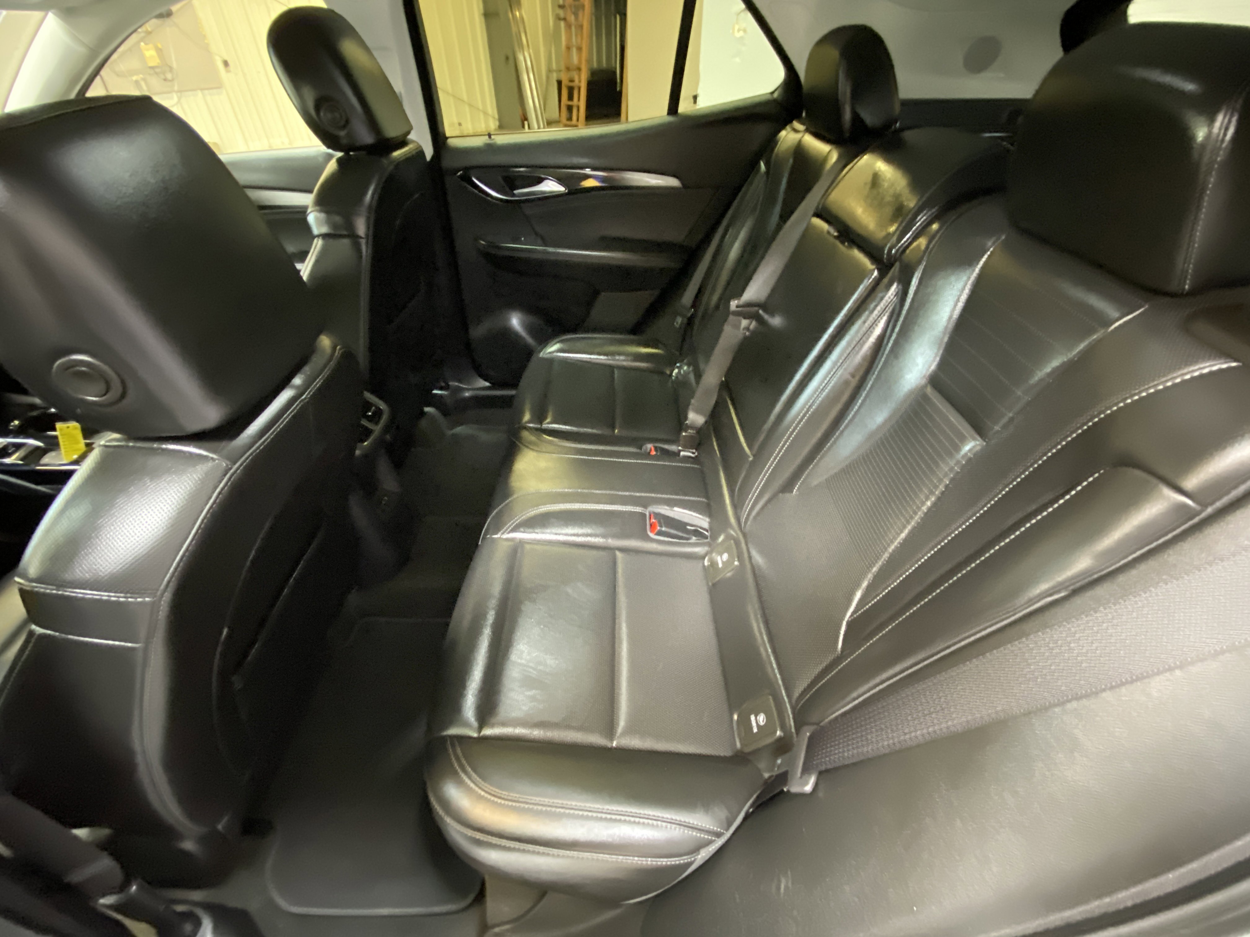 Used 2025 Buick Envision Preferred image 24