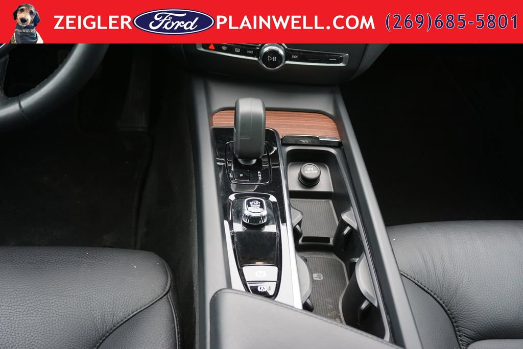 Used 2024 Volvo V60 B5 Cross Country Plus AWD/4WD image 17