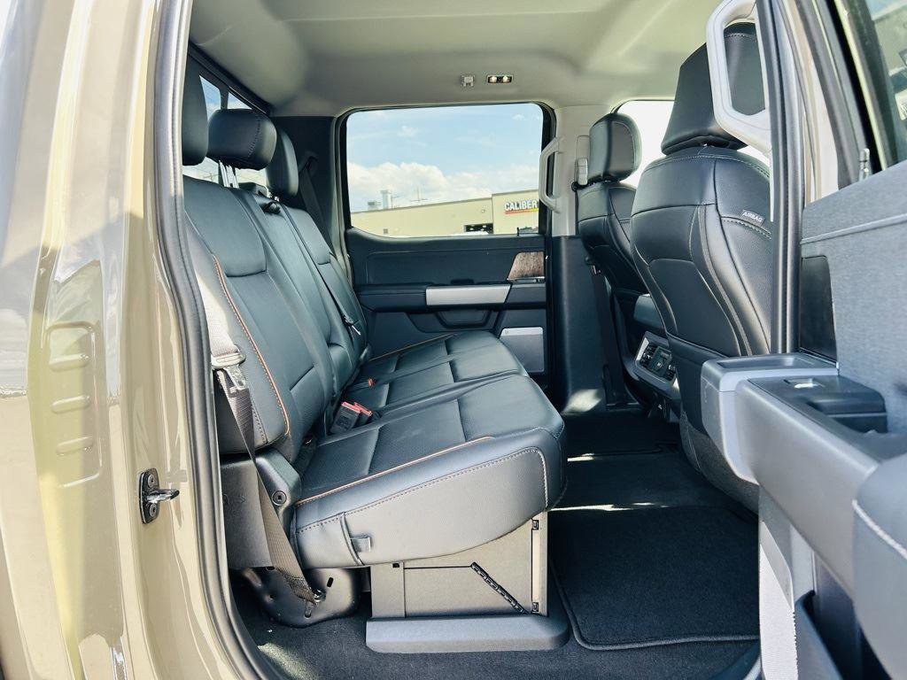 New 2026 Ford F250 Lariat w/ Lariat Premium Package image 36