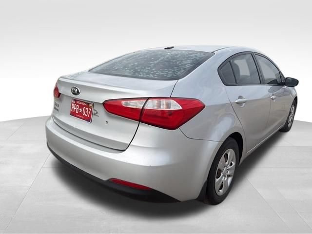 Used 2015 Kia Forte LX FWD image 3