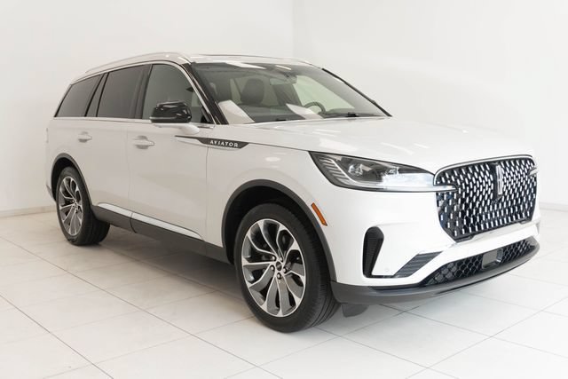 Used 2025 Lincoln Aviator Reserve w/ Illumination Package AWD/4WD image 8