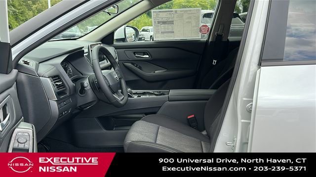 New 2026 Nissan Rogue SV image 10