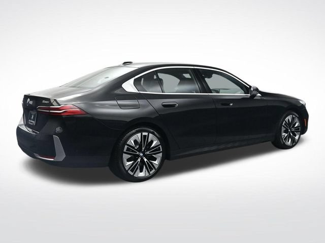 New 2027 BMW 530i xDrive w/ Premium Package AWD/4WD image 4