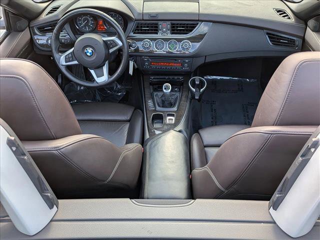 Used 2014 BMW Z4 sDrive28i image 15