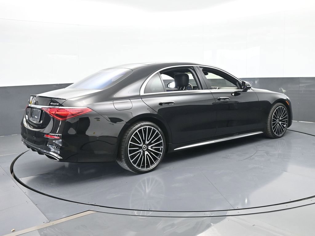 Used 2022 Mercedes-Benz S 580 4MATIC Sedan image 6